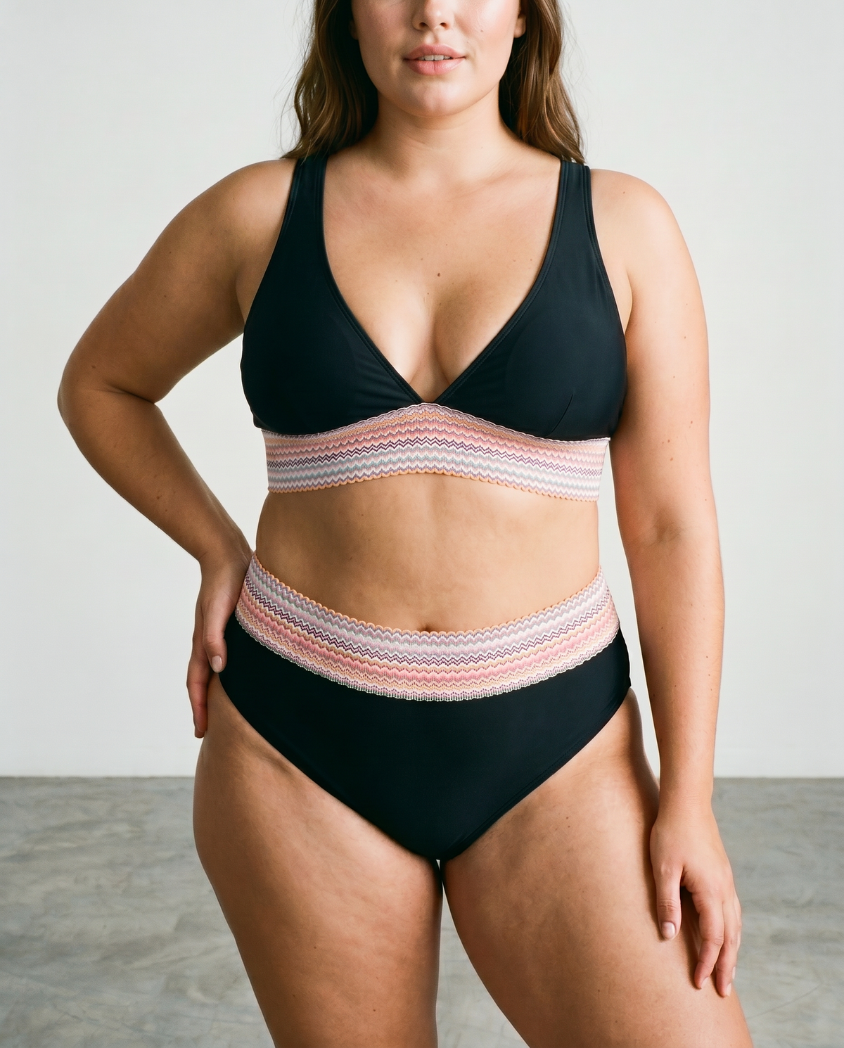 Alakformáló push-up bikini magas derekú tervezéssel