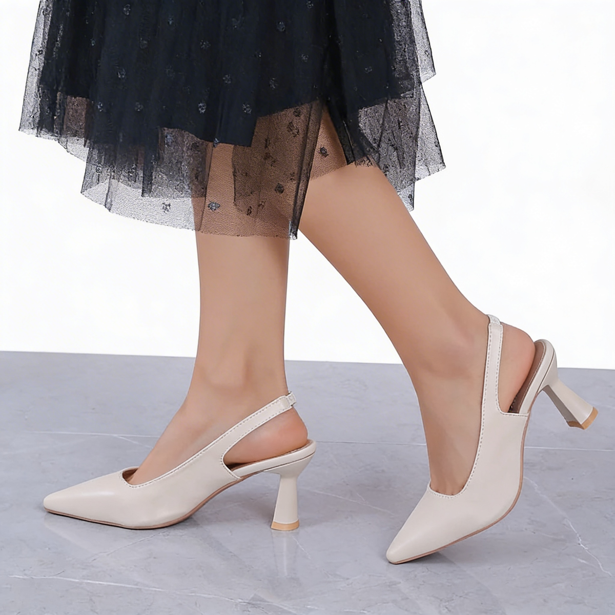 Elegáns ortopéd sarkú cipő – khaki, bézs, fekete