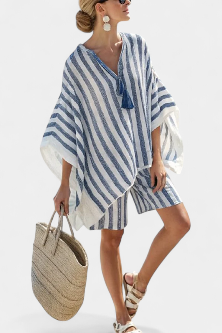 Csíkos szett oversized pólóval és sorttal